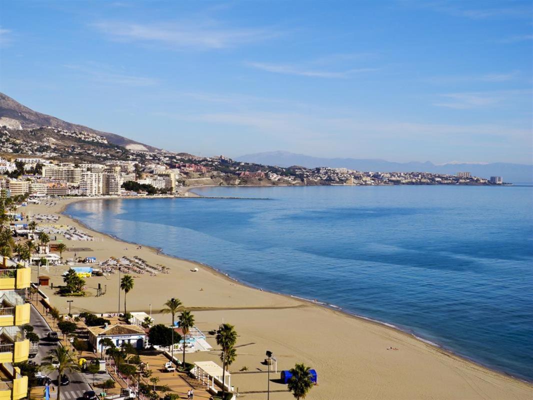 Fully Renovated Apartment In The Heart Of Fuengirola, 2 Min Walk To The Beach Exterior photo